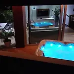 The Q Superior - A Penthouse With Jacuzzi And Sauna Apartament