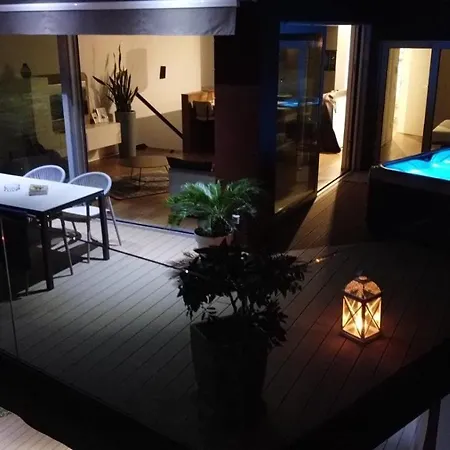Apartamento The Q Superior - A Penthouse With Jacuzzi And Sauna