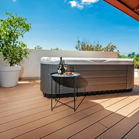 Apartamento The Q Superior - A Penthouse With Jacuzzi And Sauna