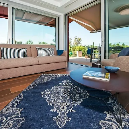 The Q Superior - A Penthouse With Jacuzzi And Sauna *