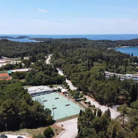 Apartment The Q Superior - A Penthouse With Jacuzzi And Sauna Rovinj