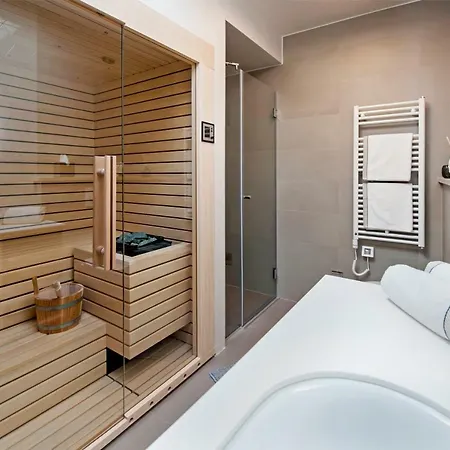 The Q Superior - A Penthouse With Jacuzzi And Sauna