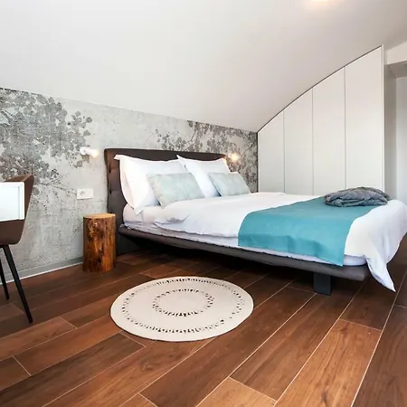 The Q Superior - A Penthouse With Jacuzzi And Sauna