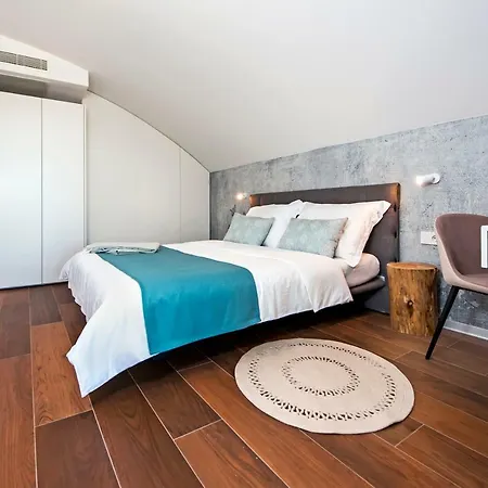 The Q Superior - A Penthouse With Jacuzzi And Sauna