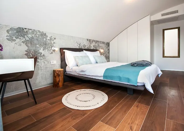 The Q Superior - A Penthouse With Jacuzzi And Sauna