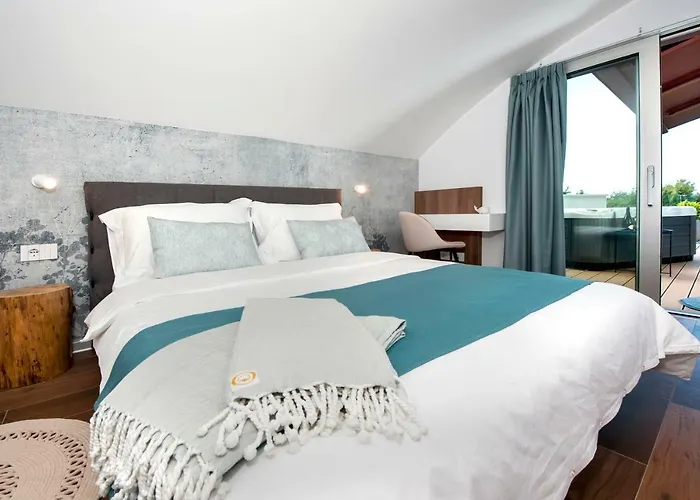 The Q Superior - A Penthouse With Jacuzzi And Sauna