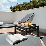 The Q Superior - A Penthouse With Jacuzzi And Sauna شقة روفينج