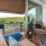 The Q Superior - A Penthouse With Jacuzzi And Sauna شقة
