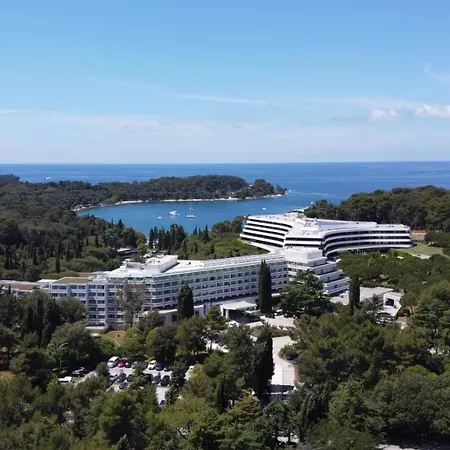 Apartment The Q Superior - A Penthouse With Jacuzzi And Sauna Rovinj